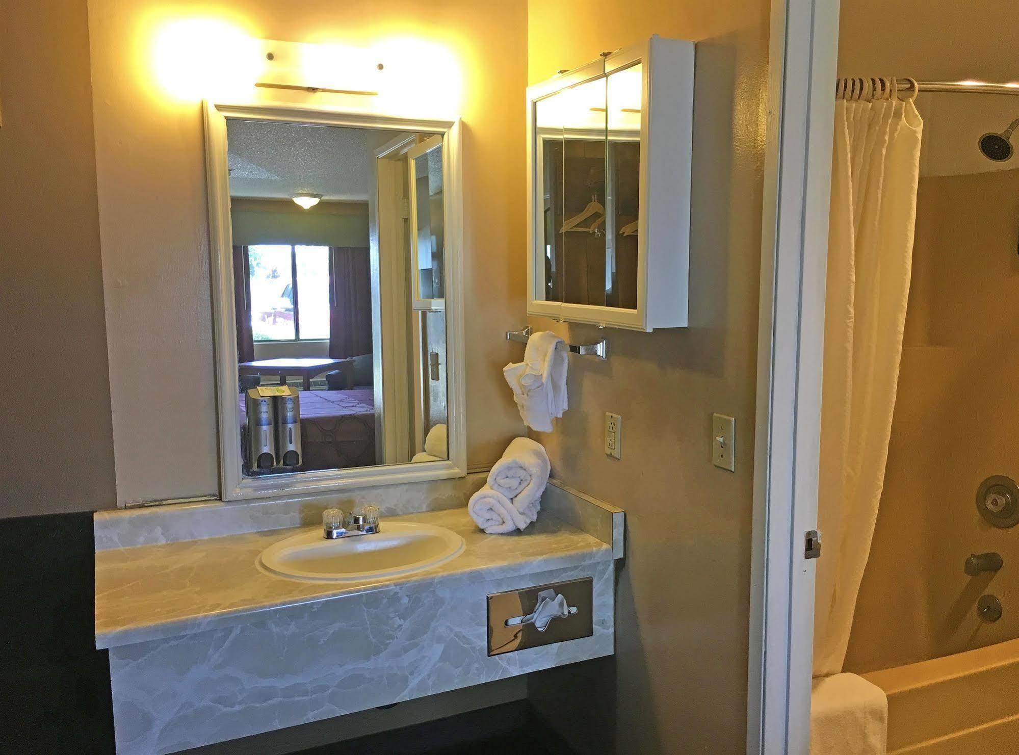 Americas Best Value Inn - Carson City Exteriér fotografie
